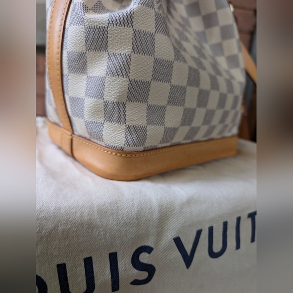 Louis Vuitton Noe BB in Azur Damier - Picture 10 of 13